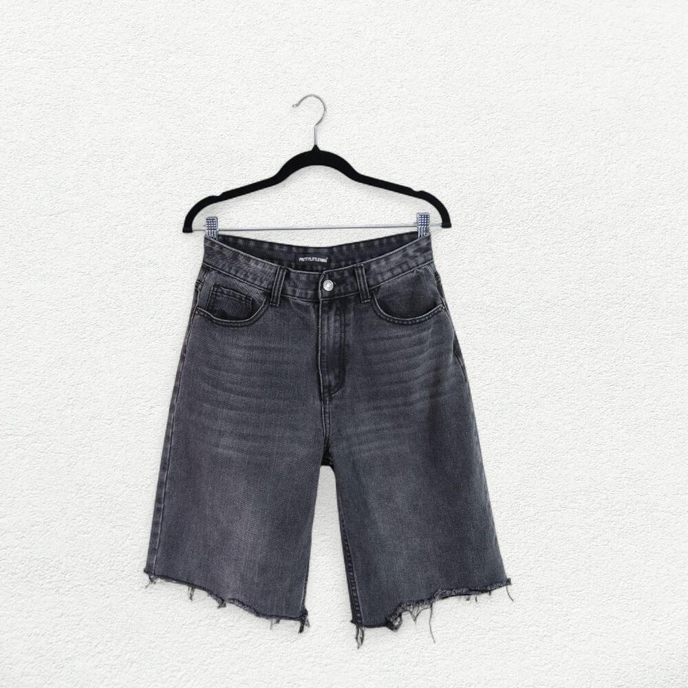 PrettyLittleThing Denim Jean Cut Off Jorts in Vintage Faded Black
